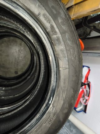 4 Neumáticos 205/60R16 96H