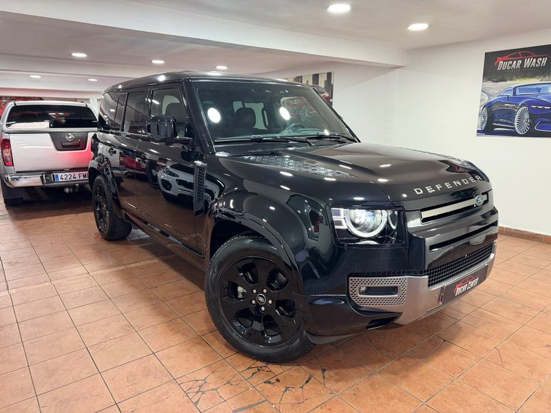 Land Rover Defender 2021