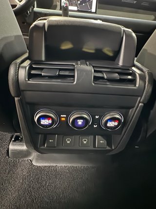 LAND ROVER DEFENDER 2021