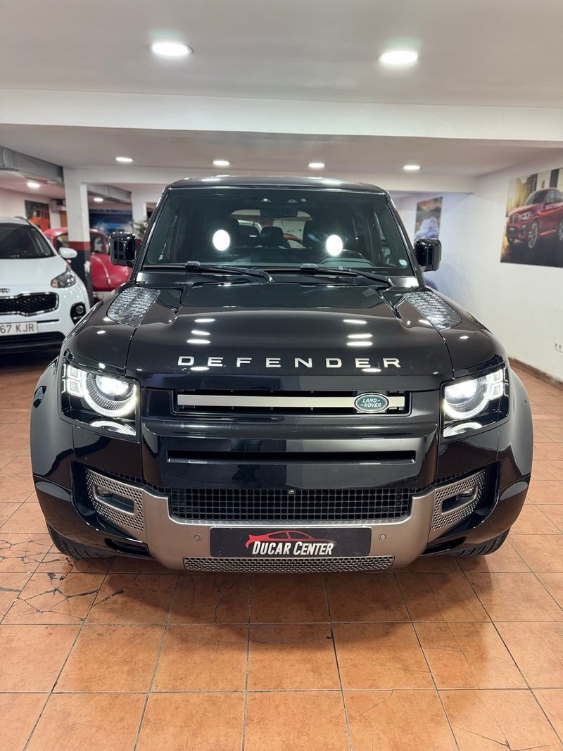 Land Rover Defender 2021, foto 2