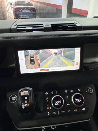 LAND ROVER DEFENDER 2021