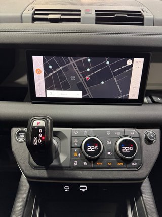 LAND ROVER DEFENDER 2021