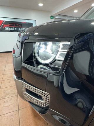 LAND ROVER DEFENDER 2021