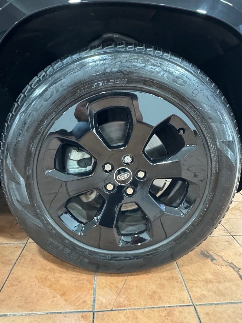 Land Rover Defender 2021, foto 25