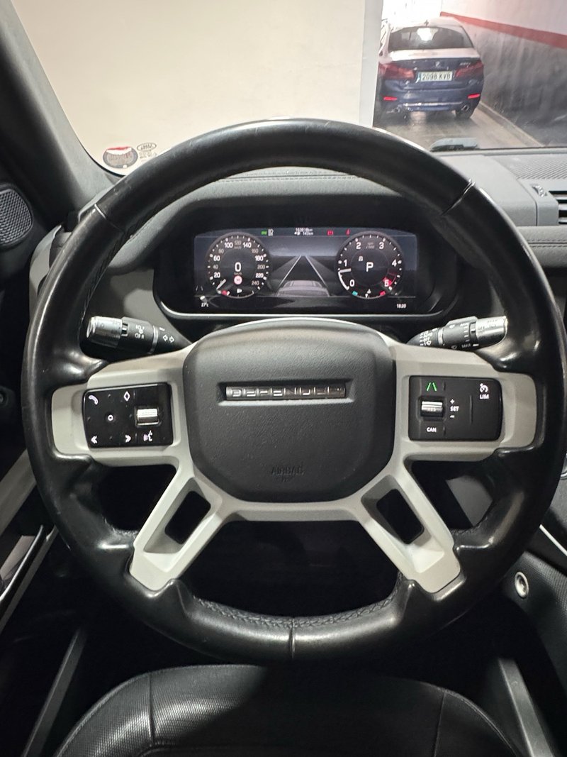 Land Rover Defender 2021, foto 18