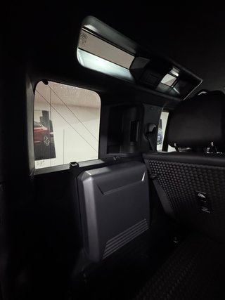 LAND ROVER DEFENDER 2021