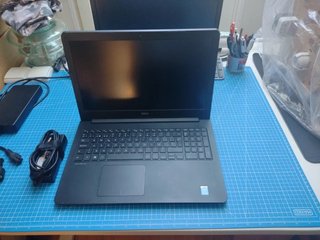 Portátil Dell Latitude 3550 Negro