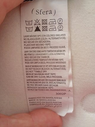Camiseta tirantes azul marino con encaje