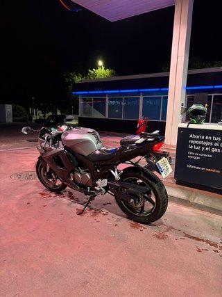 Hyosung Comet R 125cc Negra/Gris 125Cc