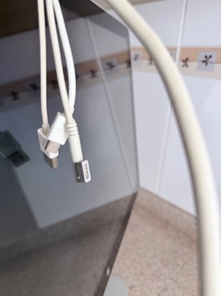 Apple Cinema Display 24 A1267