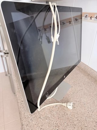 Apple Cinema Display 24 A1267