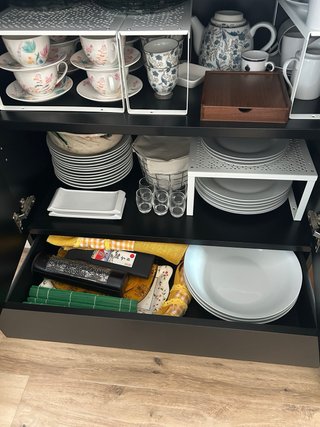 Aparador IKEA Negro