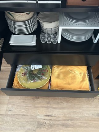 Aparador IKEA Negro