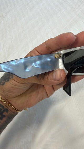 Gafas Gucci en buen estado, solo le falta el logo