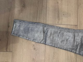 Pantalones ZARA TRF Talla XS efecto metalizado