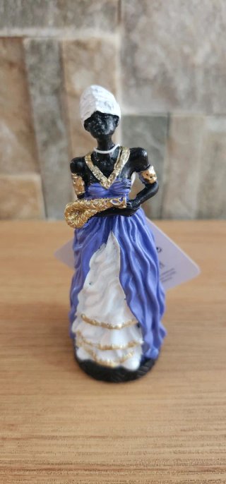 Estátua Orixá Nanã em Resina