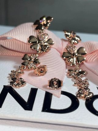 Orecchini Pandora Quadrifoglio Rosa