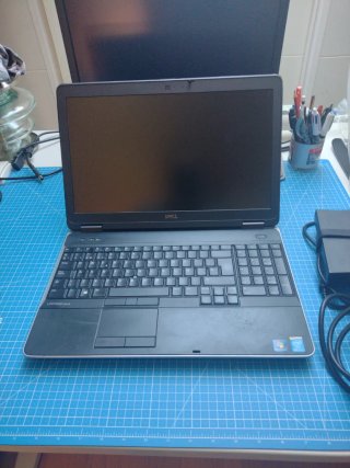 Dell Latitude E6540 Portátil