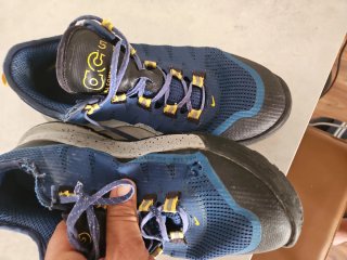 Zapatillas Nike Outdoor Azul y Amarillo