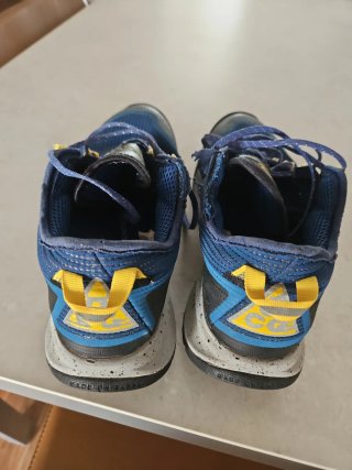 Zapatillas Nike Outdoor Azul y Amarillo
