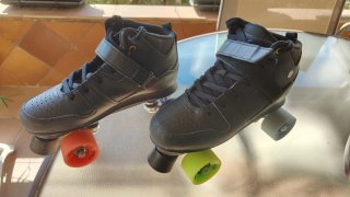 Patines 4 ruedas Decathlon negros t-42