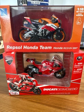 Motos Maisto Repsol Honda y Ducati Nicky Hayden