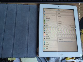 Apple iPad A1395 + Funda