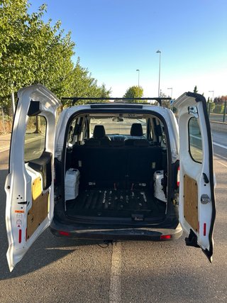 Ford Tourneo Courier 2015
