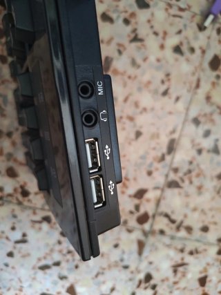 Teclado Adesso mecánico con switch Cherry MX Blue