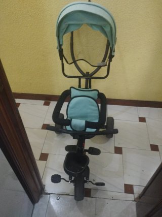 Triciclo infantil azul