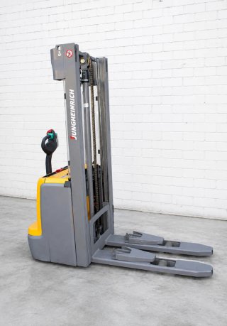 Apilador Eléctrico OFERTA