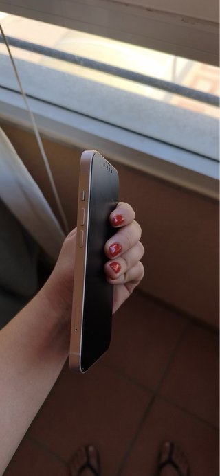 iPhone 13 Rosa y 2 Fundas originales Apple