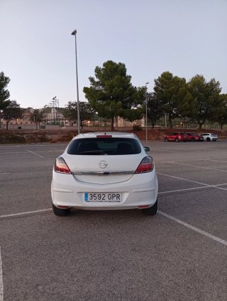 Opel Astra 2009