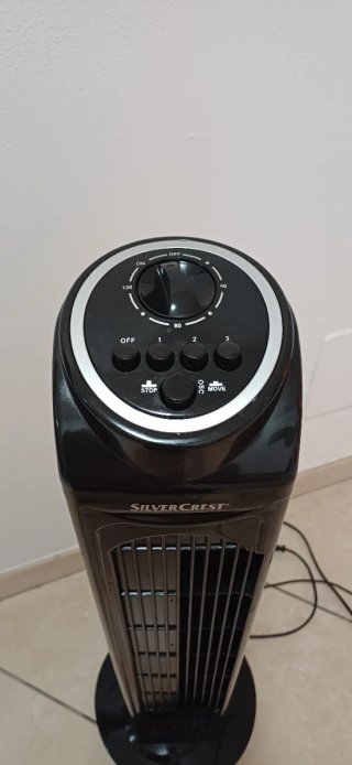 Ventilatore a colonna SilverCrest nero