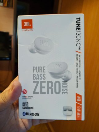 Auriculares JBL TUNE130NC TWS Blancos