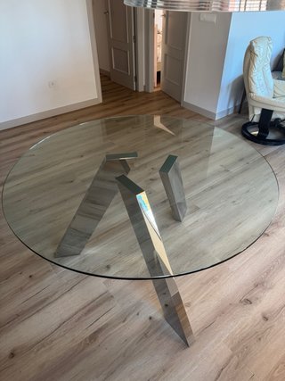 Mesa de comedor redonda cristal y metal