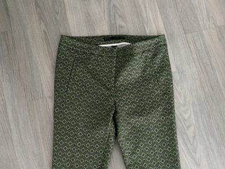 Pantalón Zara Talla S Estampado Verde
