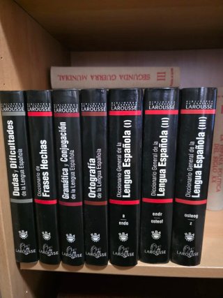 Diccionario lengua española,y 4 libros mas