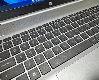 Portátil HP 250 G9 i7 12ª Gen 32GB RAM