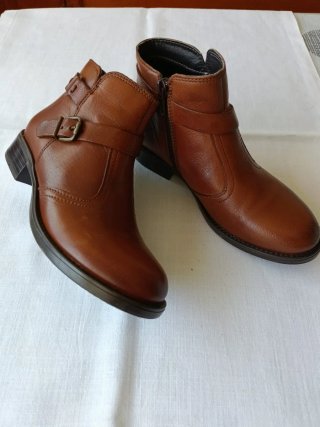 Botines planos niña Marrones Talla 31