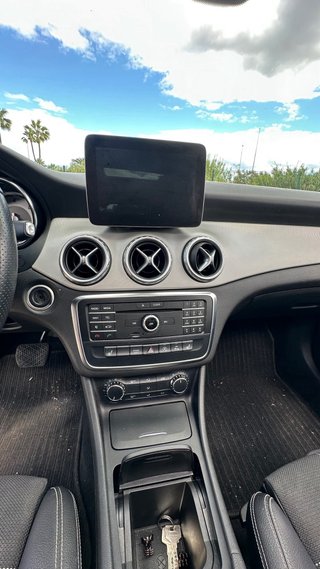 Mercedes-Benz GLA 2016