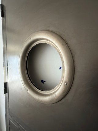 Puerta de Hierro con Marco
