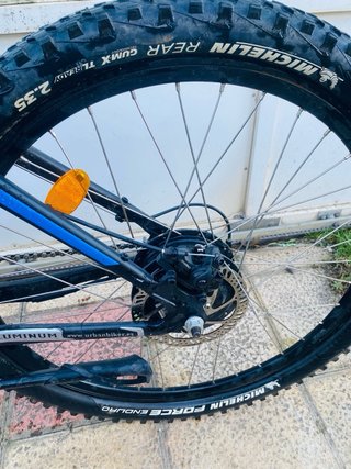 Bicicleta Eléctrica Montaña Negra/Azul