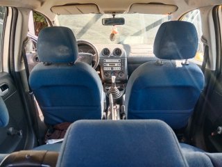 Ford Fiesta 2004