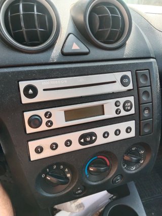 Ford Fiesta 2004