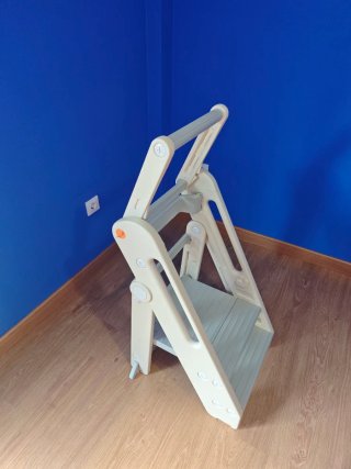 Escalera aprendizaje ajustable infantil