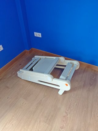 Escalera aprendizaje ajustable infantil