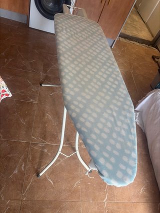 Tabla de planchar con funda