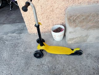 Patinete 3 Ruedas Amarillo Infantil