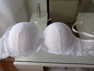 Sujetador bandeau blanco encaje